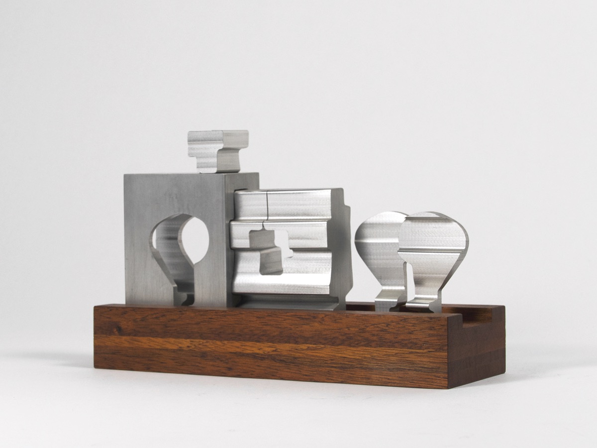 «Kleiner Block AC, verschiebbar», 1965 (Aluminium, 9 x 8 x 4 cm, WG 65 – 104 M)