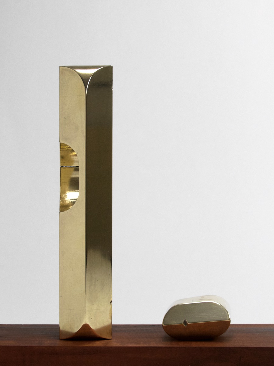 «Sechskant-Turm mit Figur», 1966/67 (Messing, H 28 cm, WG 66/67 – 349 M)