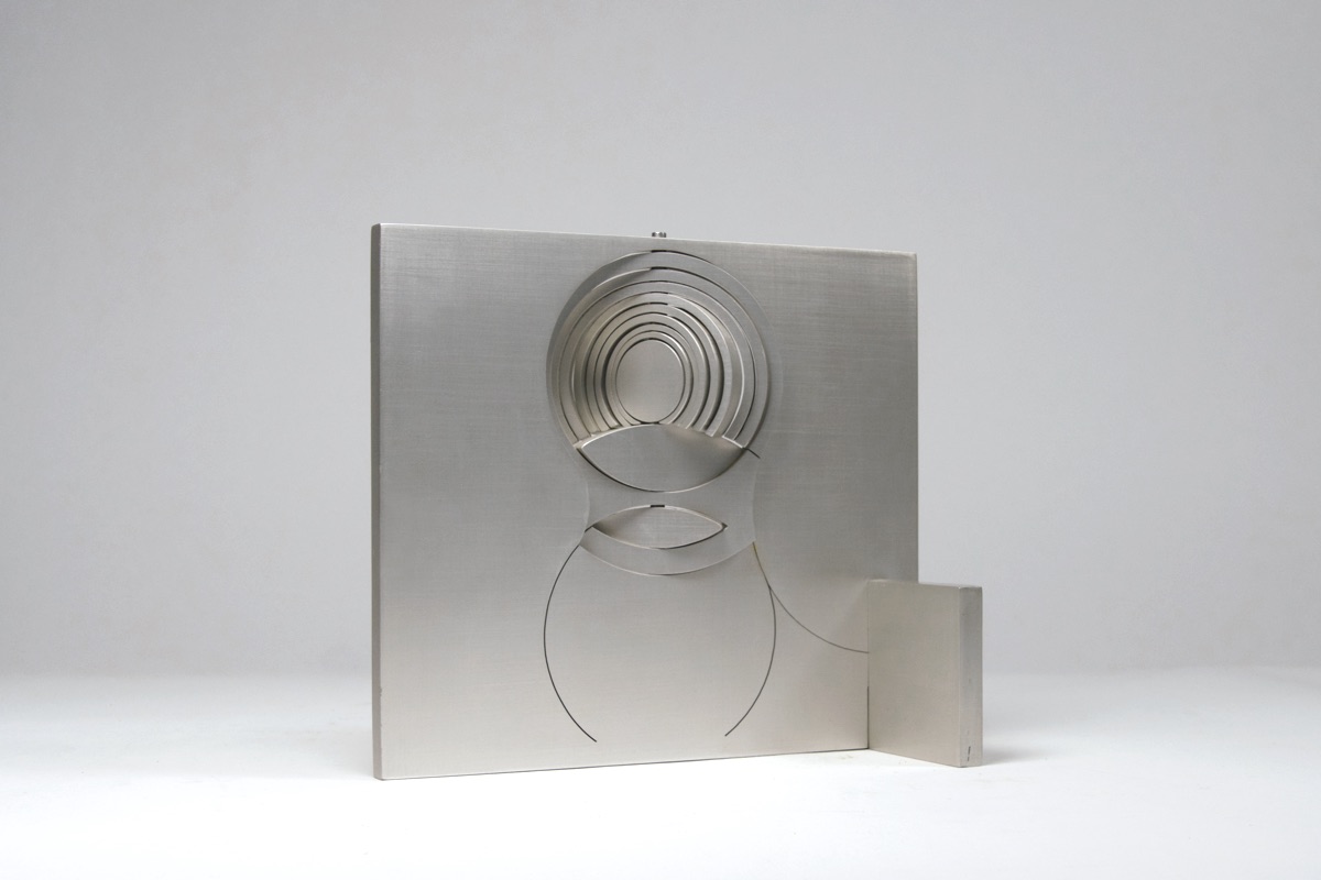 «Drehspiel mit Rundfächer», 1967 (Aluminium, 18 x 20 x 12,3 cm, WG 67 – 351 M)