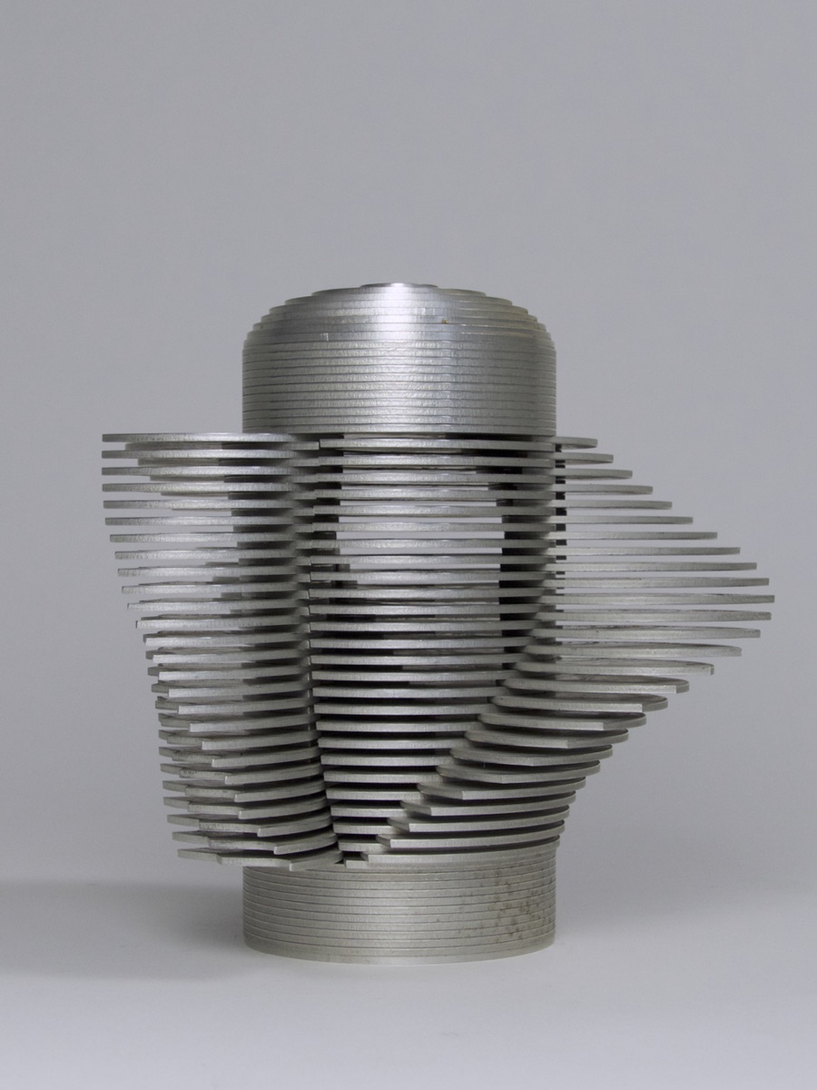 «Meditationszylinder», 1972 (Alu, H 16,5, ø 8 cm, WG 72 – S 51 – AP 1)